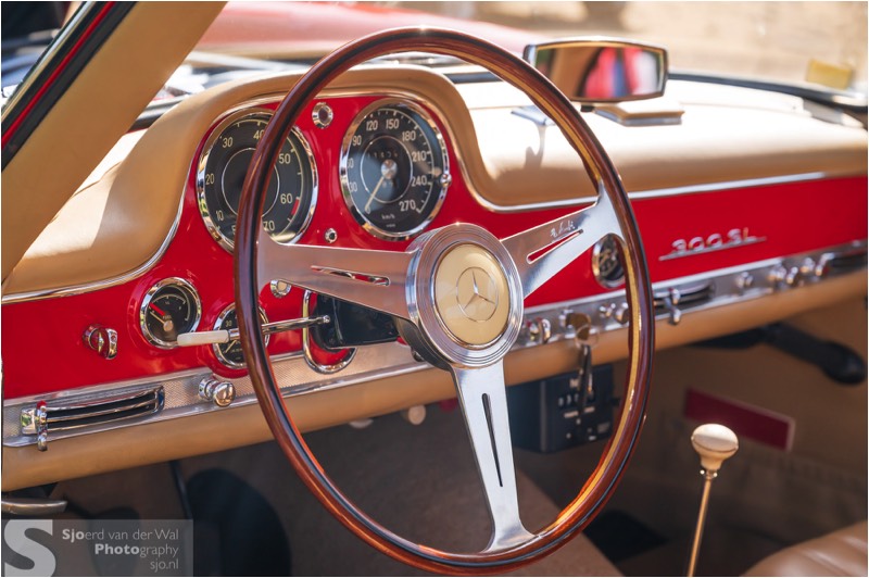 Mercedes-Benz 300SL Dashboard